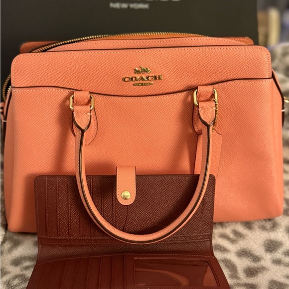Coach Coral Satchel and Wallet Set - Picture 3 of 3